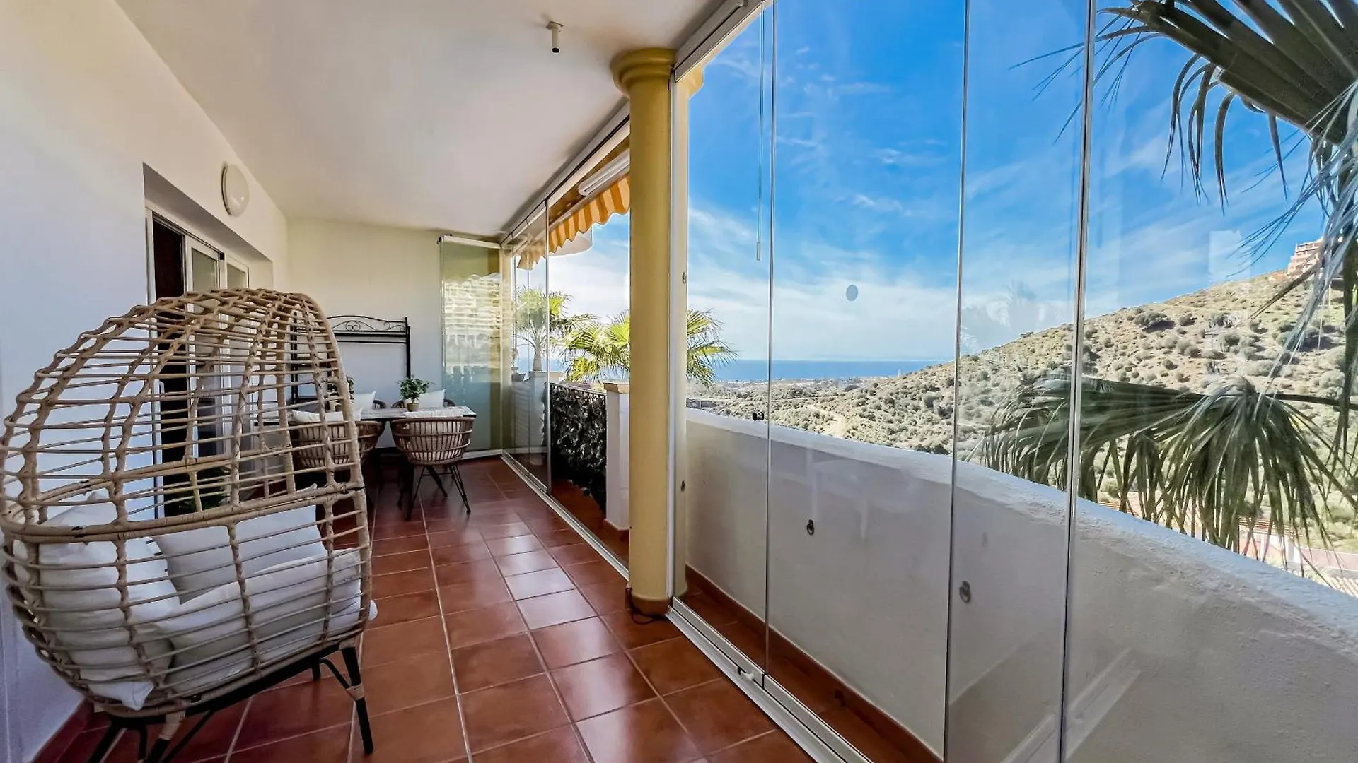 アパート Mediterranean, Pool And Holidays Sitio de Calahonda スペイン